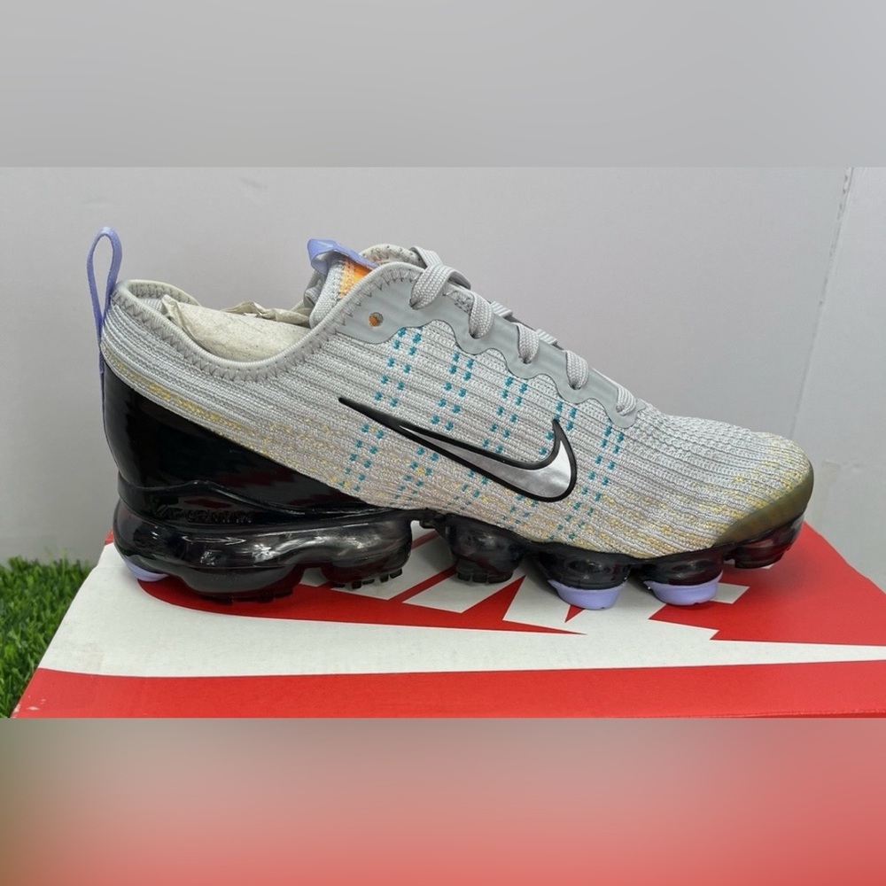 New Nike Air Vapormax Flyknit 3 GS Gray Fog Metallic Silver Size-6.5Y Womens 8.0